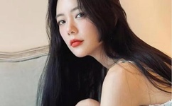 迈开腿让学长尝尝你的草莓是什么